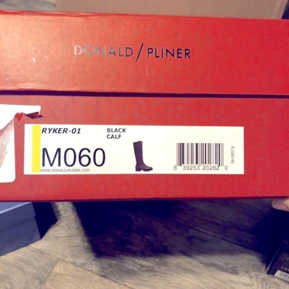Donald J Pliner black calf high chunky heel boots US size 6 - Picture 5 of 5